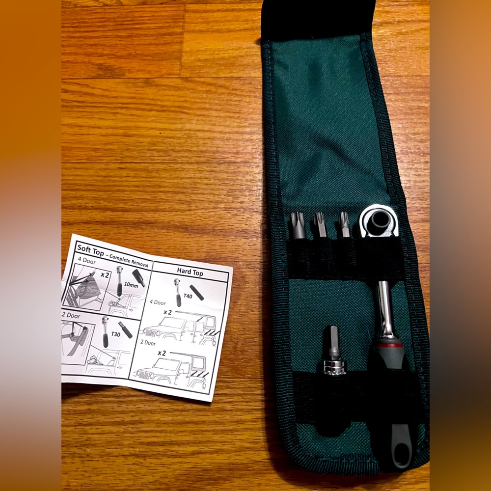 Mopar Jeep Wrangler Hard Top & Door Removal Tool Kit  with bungee cords